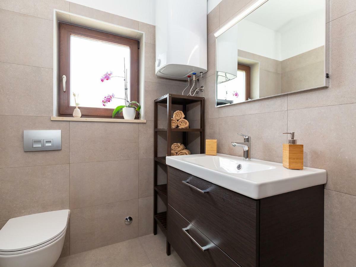 Apartments Gioia ポレッチ エクステリア 写真